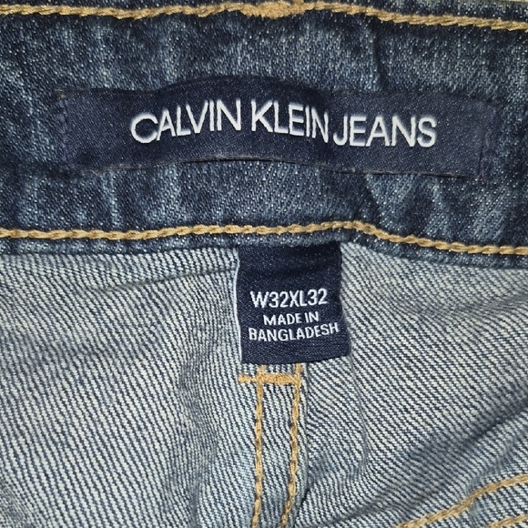 Calvin Klein Blue Straight Leg Jeans Classic Style - Picture 3 of 5